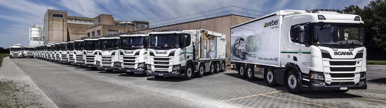 KBS LKW vor Gebäude