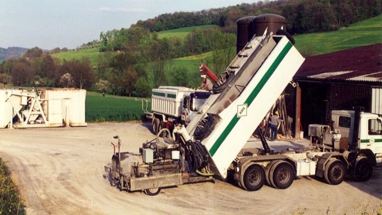W-Fahrzeug-Scania 112