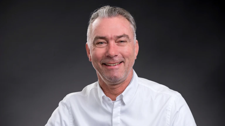 W_Roger Tschaggelar
